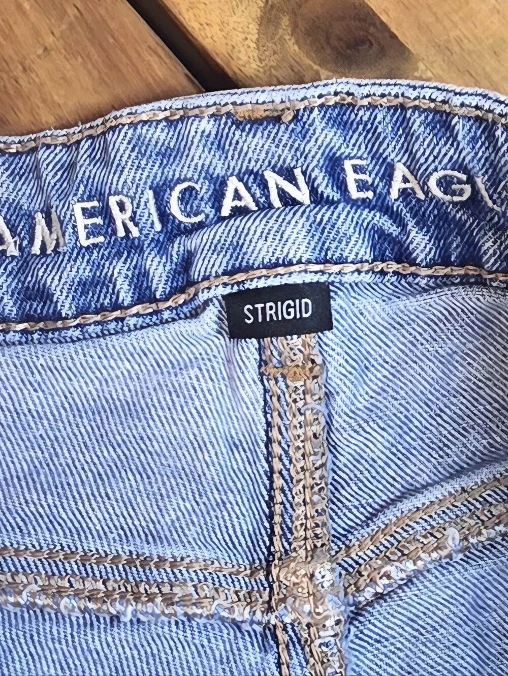 American Eagle Shorts Strigid Denim Distressed Blue Womens Size 10